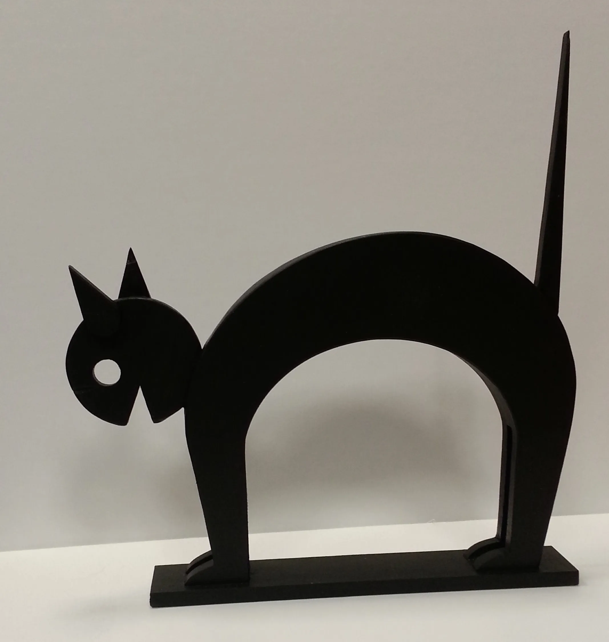 Gatto inarcato nero 23