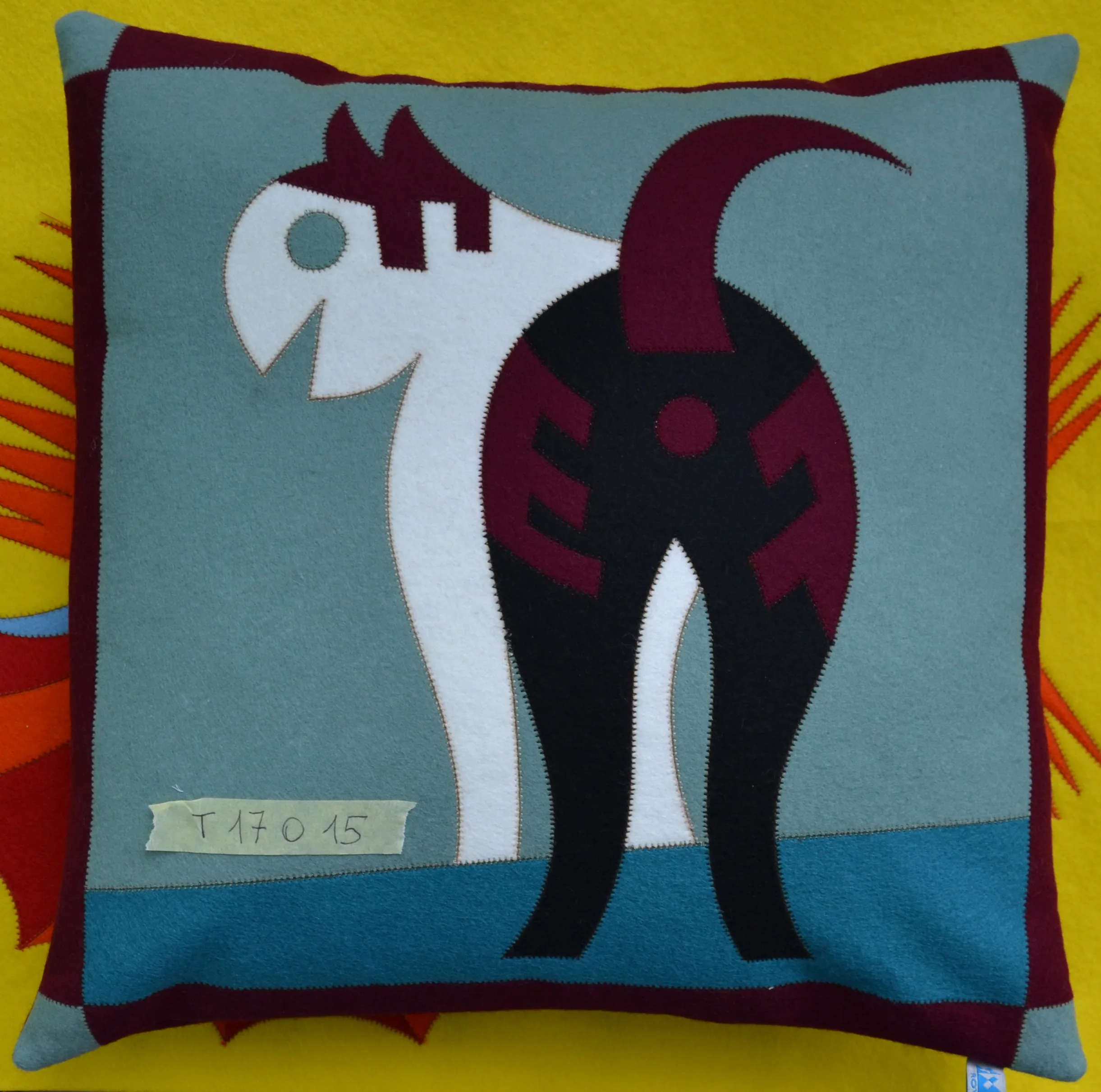 Gatto di schiena