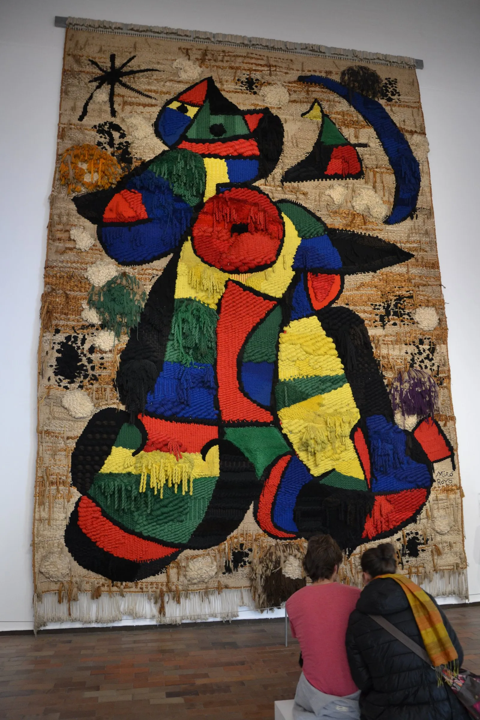 Il gigantesco arazzo di Mirò-Royo.